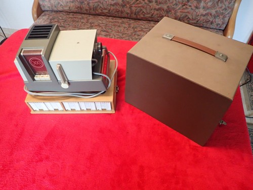 Revue 300 diaprojektor mit - 300,