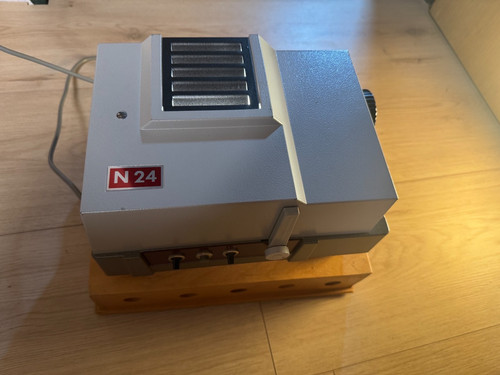 Revue n24 diaprojektor mit - n24,